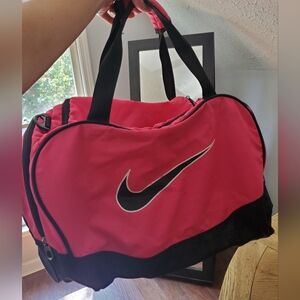 Nike Fuchsia and Black Sports Bag